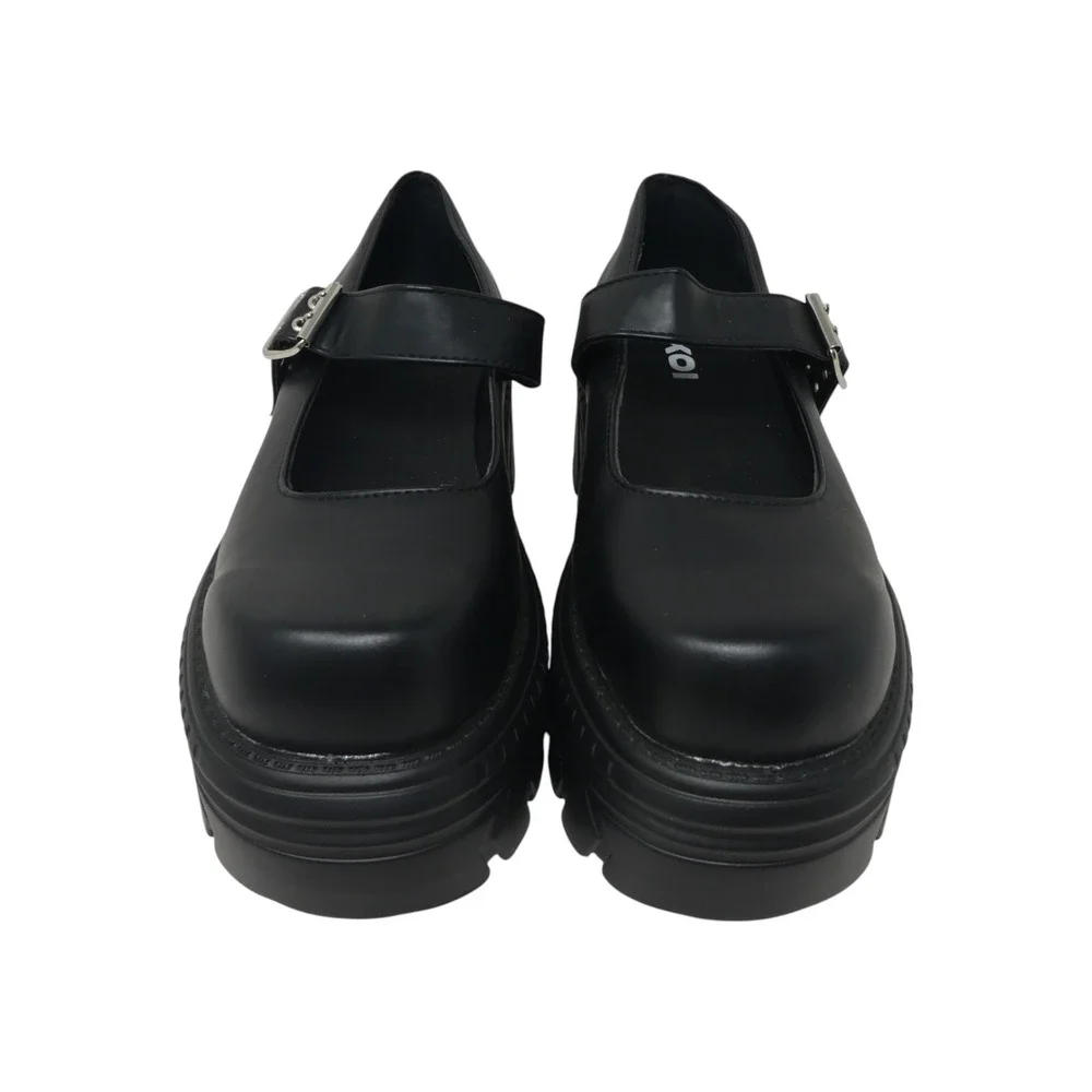 Koi Footwear brand koi